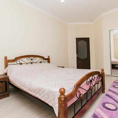 Apartament Spatios In Complex Residential Chisinau Bagian luar foto