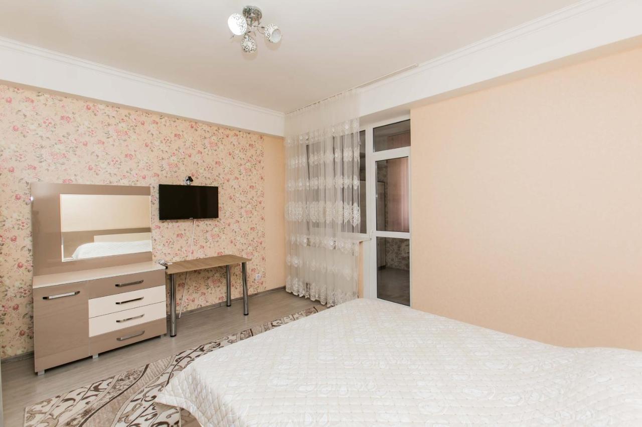 Apartament Spatios In Complex Residential Chisinau Bagian luar foto
