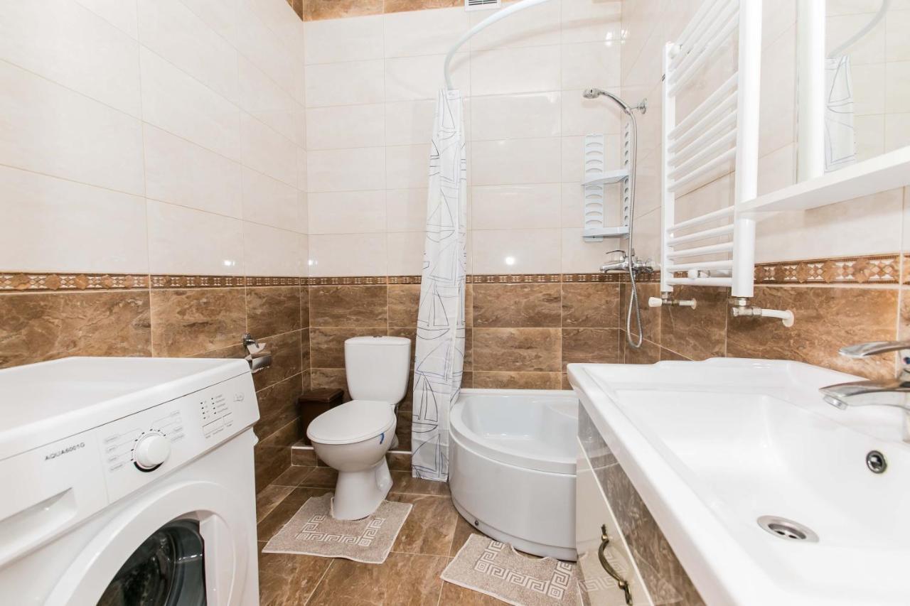 Apartament Spatios In Complex Residential Chisinau Bagian luar foto