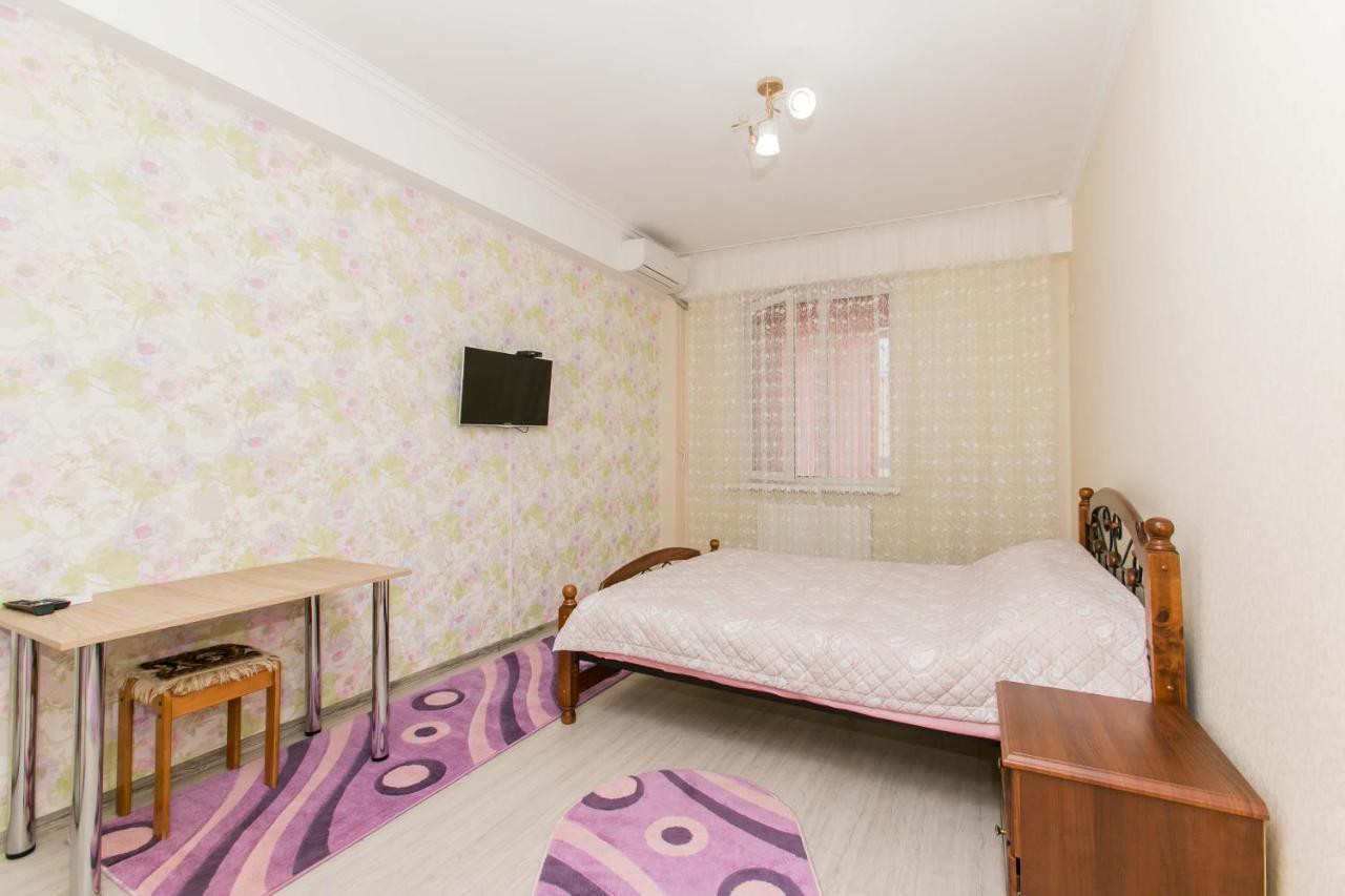 Apartament Spatios In Complex Residential Chisinau Bagian luar foto
