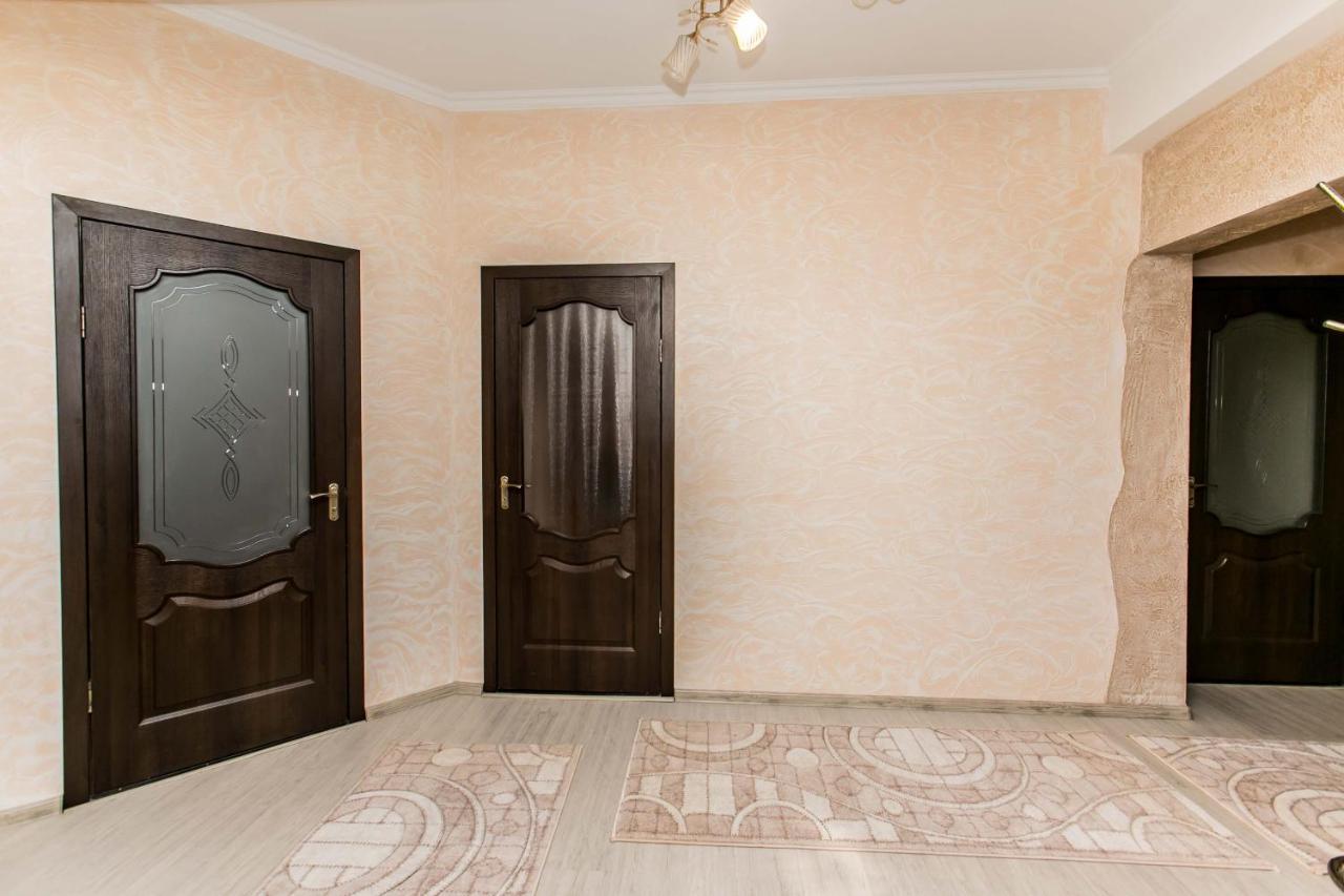 Apartament Spatios In Complex Residential Chisinau Bagian luar foto